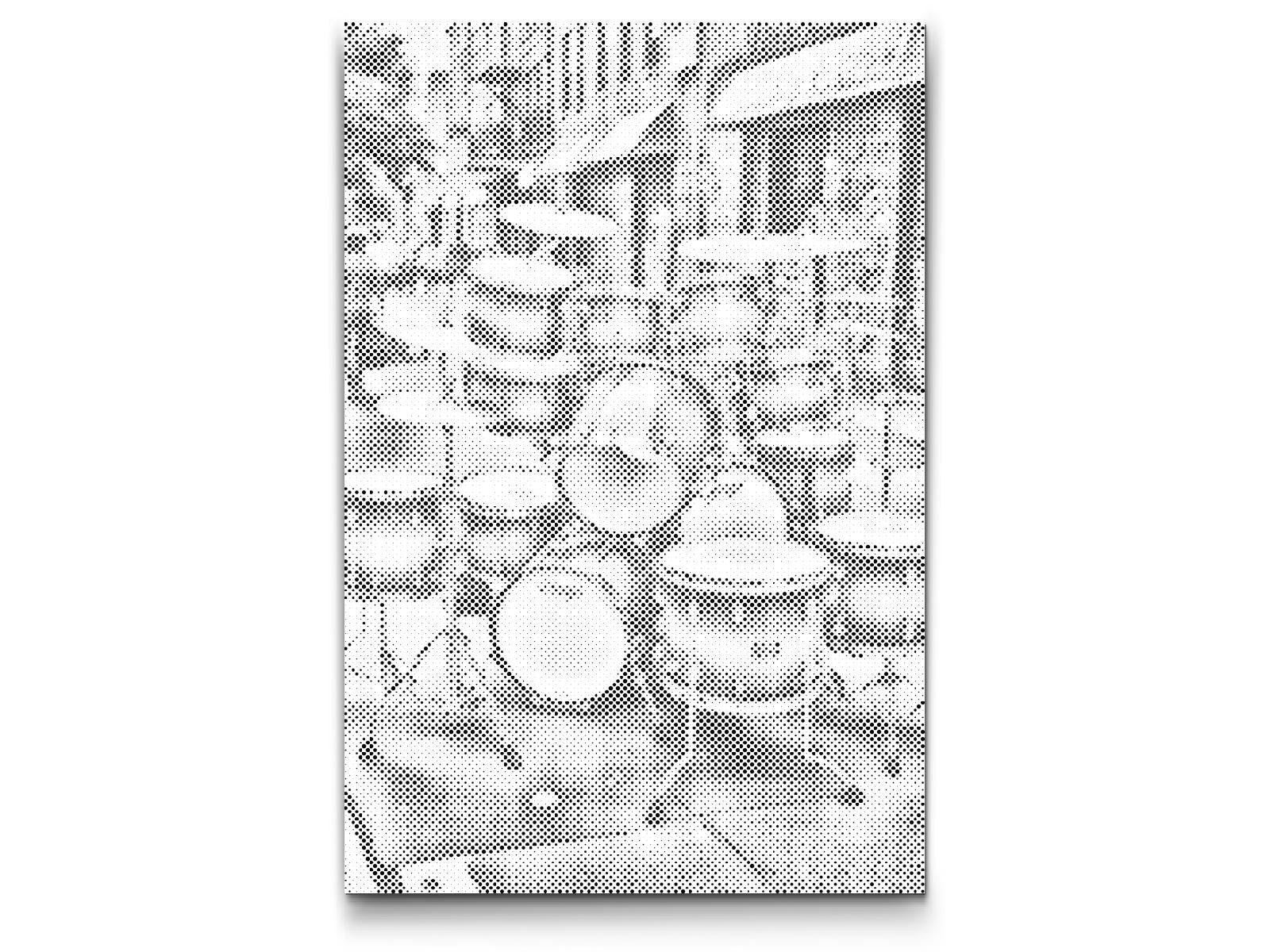 Drum set on the street - Dottingo